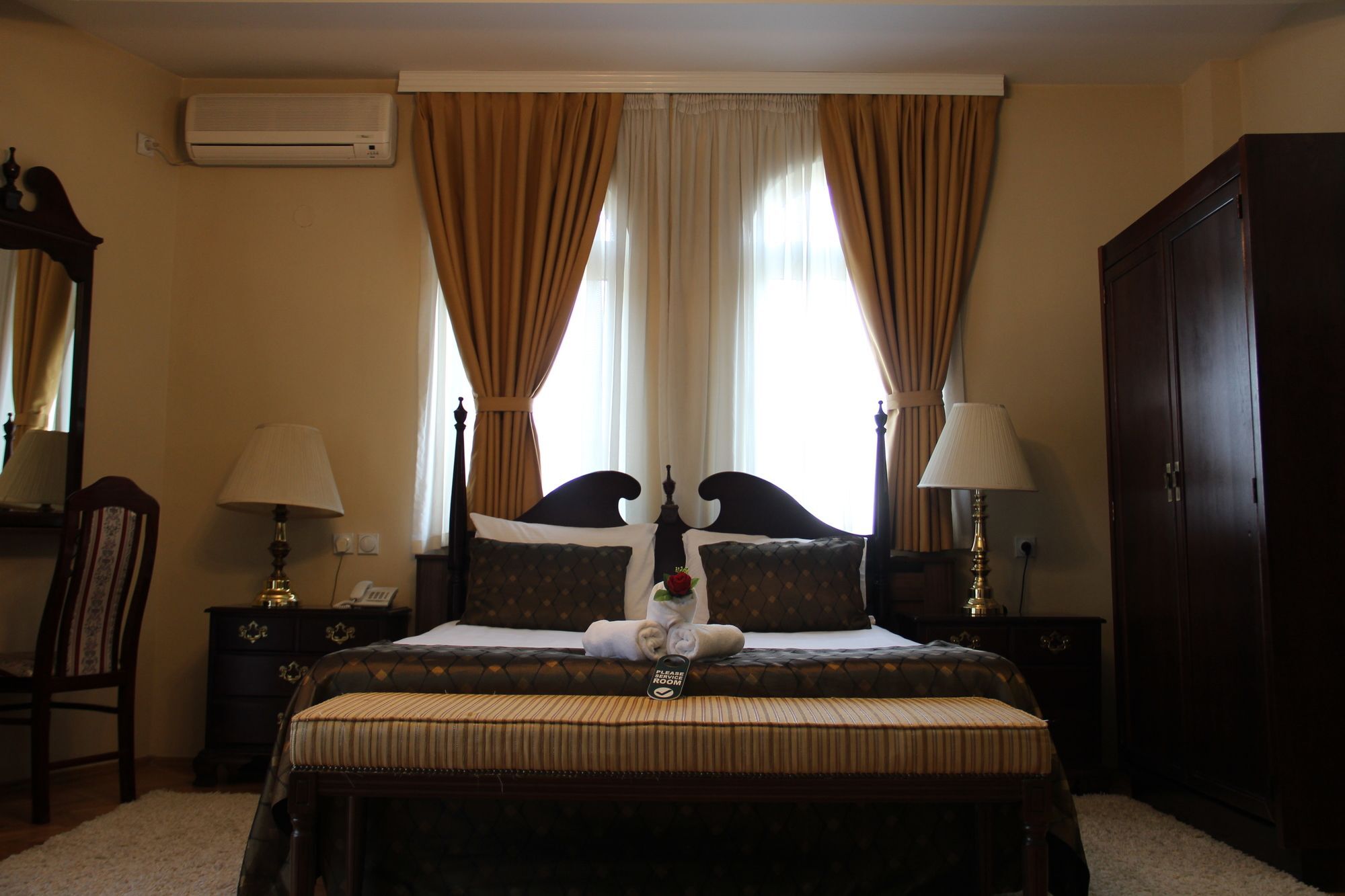 Villa Alexander สโกเปีย ภายนอก รูปภาพ